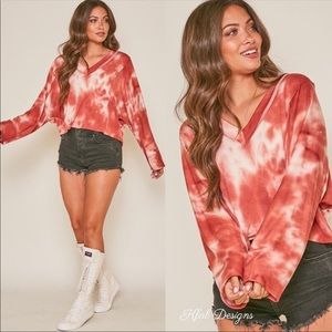NEW V Neck Super Soft Tie Dye Oversized Top Size Medium
